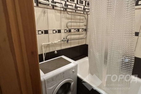 Продам 2-х кімнатну квартиру, ХТЗ, Пролетарская метро (Индустриальная), Код: 816620/3