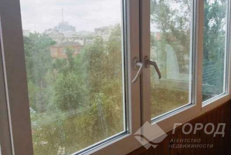 Продам 1-кімнатну квартиру, Центр, Код: 816630/1
