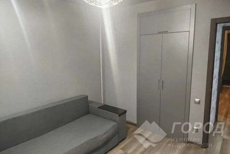 Продам 4-х кімнатну квартиру, Салтовка, Студенческая метро, Код: 816637/1