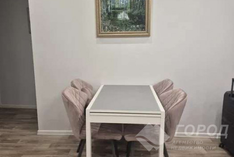 Продам 3-х кімнатну квартиру, ХТЗ, Код: 816658/1