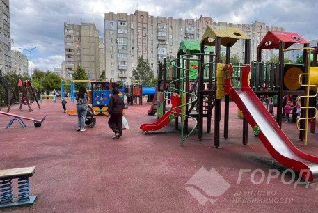 Продам 2-х кімнатну квартиру, Песочин, Мобиль, Код: 816700/1