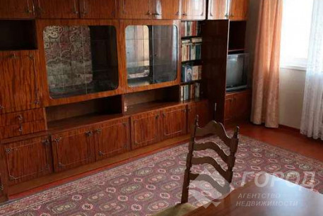 Продам 2-х кімнатну квартиру, Гагарина проспект, Метростроителей метро, Код: 816702/1
