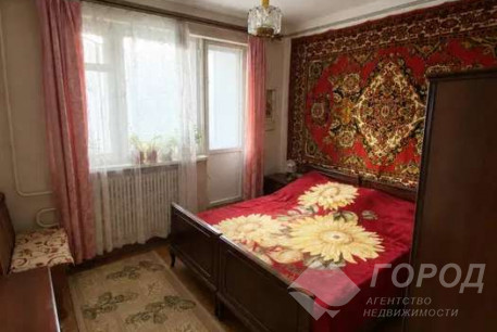 Продам 2-х кімнатну квартиру, Гагарина проспект, Метростроителей метро, Код: 816702/1