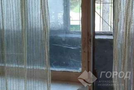 Продам 1-кімнатну квартиру, Дергачевский р-н, Солоницевка пгт., Код: 816703/1