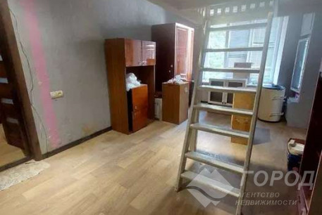 Продам 1-кімнатну квартиру, Центр, Код: 816711/1