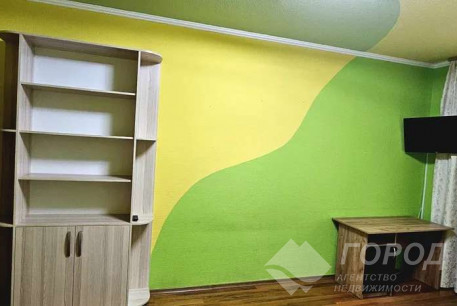 Продам 3-х кімнатну квартиру, Центр, Ярослава Мудрого пл., Код: 816713/1