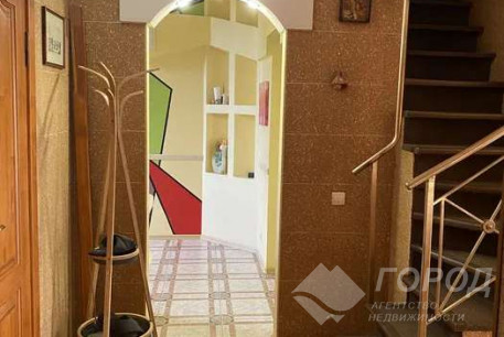 Продам 3-х кімнатну квартиру, Гагарина проспект, Защитников Украины метро (Площадь Восстания), Код: 816761/1