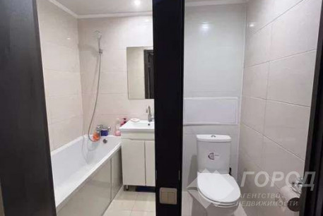 Продам 1-кімнатну квартиру, Рогань, Роганский ж/м, Код: 816802/1