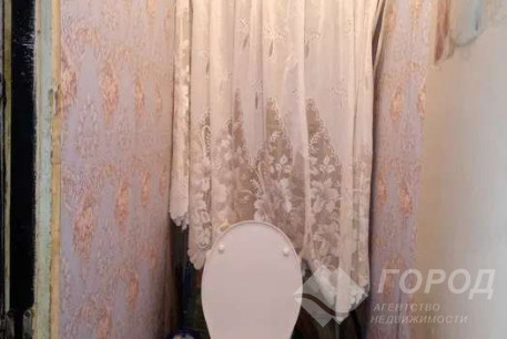 Продам 1-кімнатну квартиру, ХТЗ, Хролы пос., Код: 816825/1