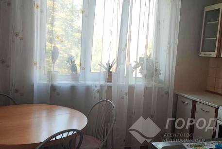 Продам 3-х кімнатну квартиру, Новые дома, Маршала Жукова метро (Дворец спорта), Код: 816858/1