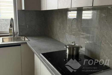 Продам 2-х кімнатну квартиру, ХТЗ, ХТЗ метро, Код: 816861/1
