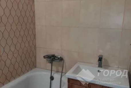 Продам 2-х кімнатну квартиру, Новые дома, Коммунальный рынок, Код: 816911/1