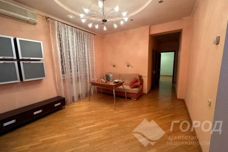 Сдам 3-х кімнатну квартиру, ХТЗ, ХТЗ метро, Код: 816912/1