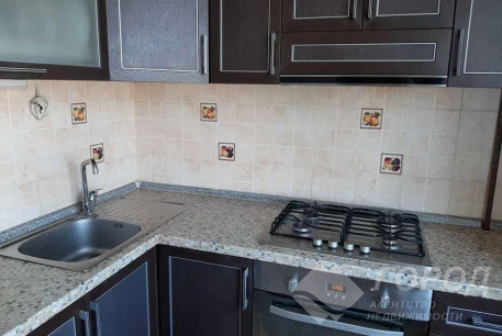 Продам 3-х кімнатну квартиру, Гагарина проспект, Метростроителей метро, Код: 816931/1
