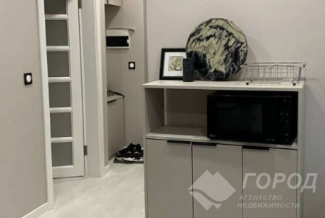 Продам 1-кімнатну квартиру, Сосновая Горка, Научная метро, Код: 816932/1