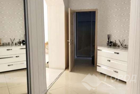 Продам 3-х кімнатну квартиру, Сосновая Горка, Код: 816947/1