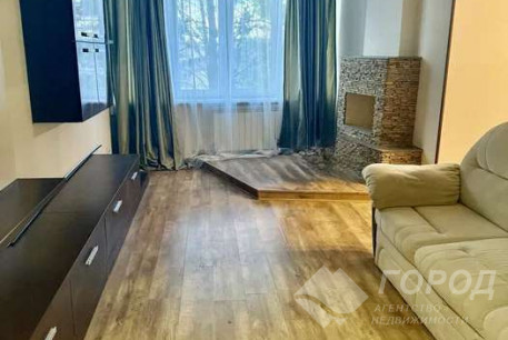Продам 3-х кімнатну квартиру, Новые дома, Маршала Жукова метро (Дворец спорта), Код: 816957/1