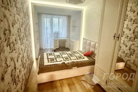 Продам 3-х кімнатну квартиру, Новые дома, Маршала Жукова метро (Дворец спорта), Код: 816957/1