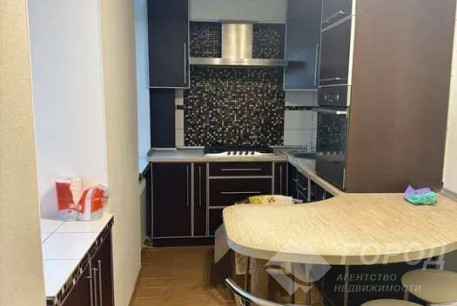 Продам 3-х кімнатну квартиру, Новые дома, Маршала Жукова метро (Дворец спорта), Код: 816957/1