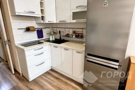 Продам гостинку, Центральный рынок, Код: 817014/1