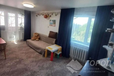 Продам 2-х кімнатну квартиру, ХТЗ, ХТЗ метро, Код: 817016/1