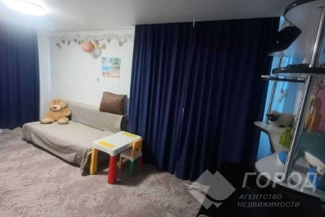 Продам 2-х кімнатну квартиру, ХТЗ, ХТЗ метро, Код: 817016/1