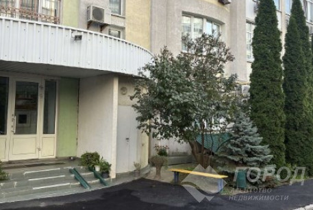 Продам 3-х кімнатну квартиру, Павлово поле, Ботанический сад метро, Код: 817024/1