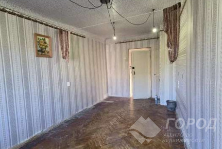 Продам гостинку, ХТЗ, Код: 817025/1