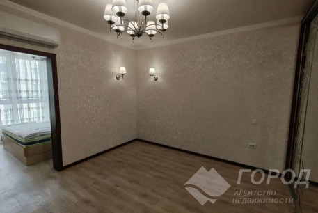Сдам 1-кімнатну квартиру в новобудові, Центральный рынок, Код: 817075/1
