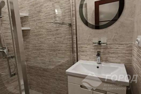 Сдам 1-кімнатну квартиру в новобудові, Центральный рынок, Код: 817075/1