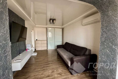 Продам 2-х кімнатну квартиру, Израиль р-н (Дергачи), Код: 817104/1