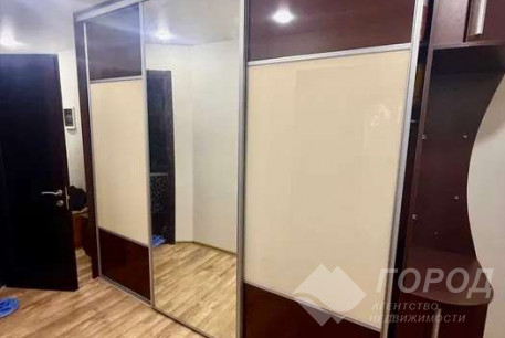 Продам 3-х кімнатну квартиру, Новые дома, Маршала Жукова метро (Дворец спорта), Код: 817129/1