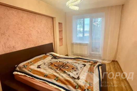 Продам 3-х кімнатну квартиру, Новые дома, Маршала Жукова метро (Дворец спорта), Код: 817129/1