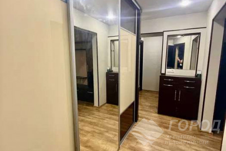 Продам 3-х кімнатну квартиру, Новые дома, Маршала Жукова метро (Дворец спорта), Код: 817129/1
