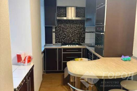 Продам 3-х кімнатну квартиру, Новые дома, Маршала Жукова метро (Дворец спорта), Код: 817129/1