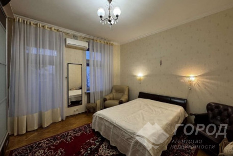 Продам 3-х кімнатну квартиру, Холодная Гора, Холодная Гора метро, Код: 817130/1