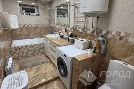 Продам 3-х кімнатну квартиру в новобудові, Гагарина проспект, Защитников Украины метро (Площадь Восстания), Код: 817147/1