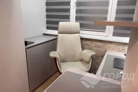 Продам 3-х кімнатну квартиру в новобудові, Гагарина проспект, Защитников Украины метро (Площадь Восстания), Код: 817147/1