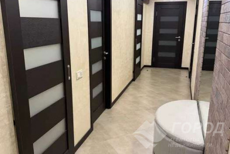 Продам 3-х кімнатну квартиру в новобудові, Гагарина проспект, Защитников Украины метро (Площадь Восстания), Код: 817147/1