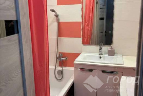 Сдам 2-х кімнатну квартиру, Рогань, Код: 817170/1