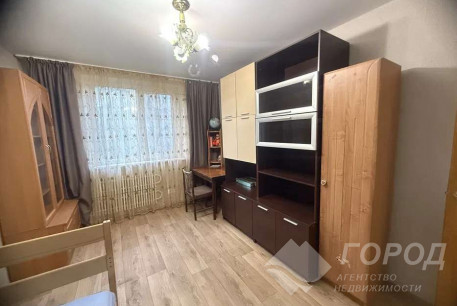 Сдам 3-х кімнатну квартиру, Одесская, Код: 817182/1